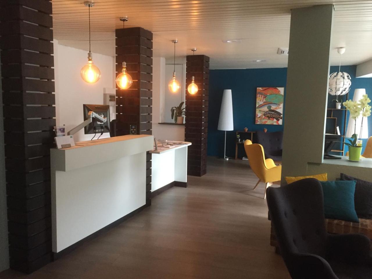Hotel Restaurant Saint-Benoit Gueugnon Bagian luar foto